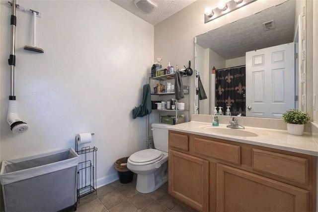 6198 Shoals Loop, Union City, GA 30291