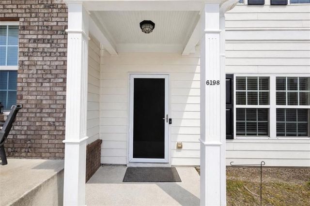 6198 Shoals Loop, Union City, GA 30291