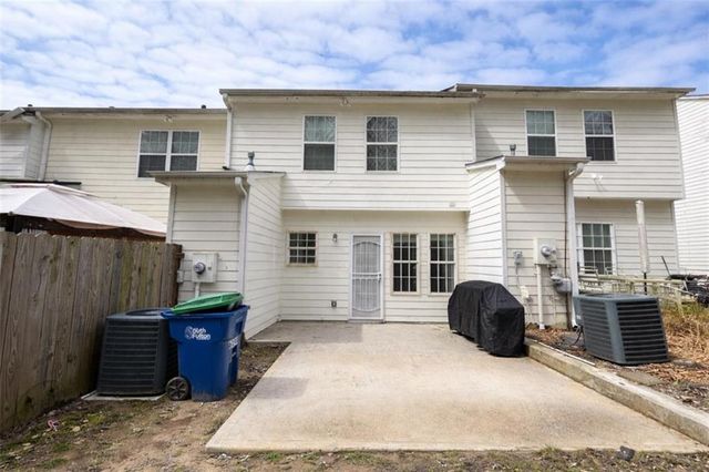 6198 Shoals Loop, Union City, GA 30291