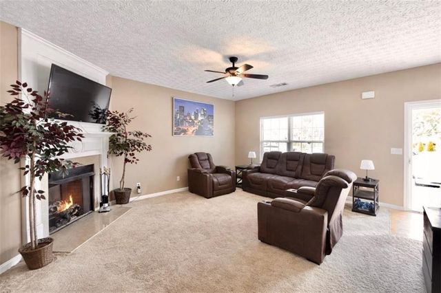 6198 Shoals Loop, Union City, GA 30291