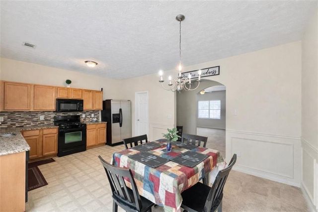 6198 Shoals Loop, Union City, GA 30291