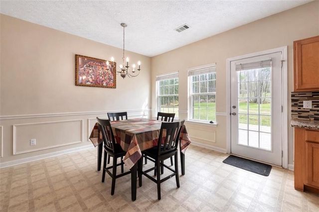 6198 Shoals Loop, Union City, GA 30291