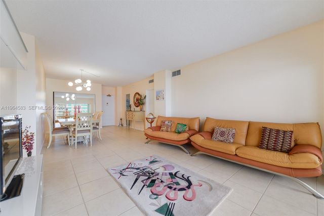 1980 S Ocean Dr 5D, Hallandale Beach, FL 33009