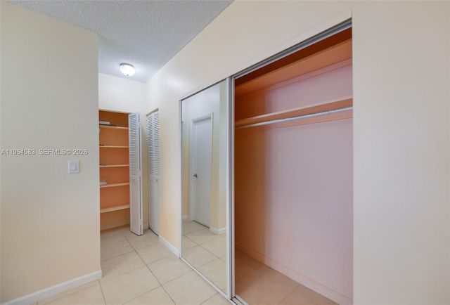 1980 S Ocean Dr 5D, Hallandale Beach, FL 33009