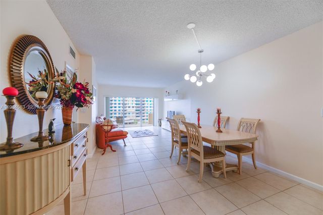 1980 S Ocean Dr 5D, Hallandale Beach, FL 33009