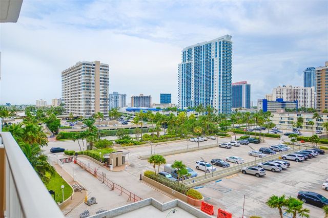 1980 S Ocean Dr 5D, Hallandale Beach, FL 33009