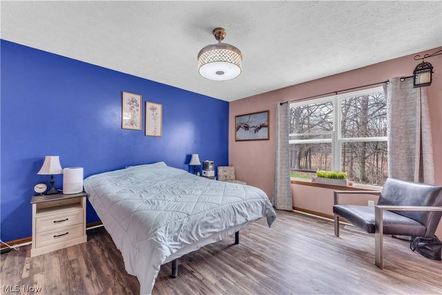 6252 W Breezeway Drive, North Ridgeville, OH 44039