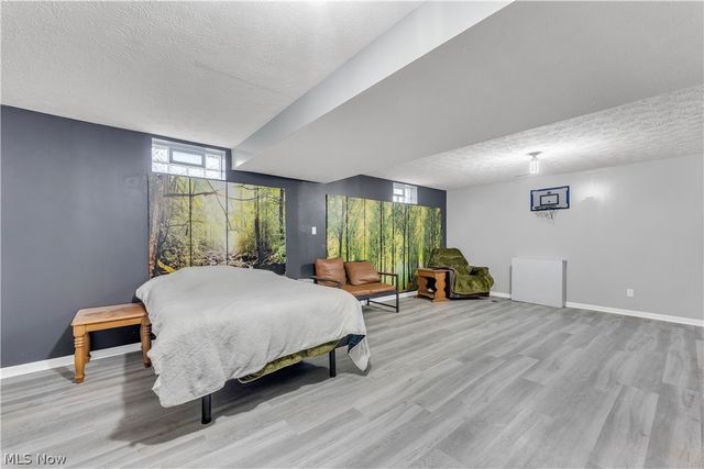 6252 W Breezeway Drive, North Ridgeville, OH 44039