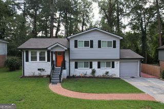 3278 Amhurst Drive NW, Atlanta, GA 30318