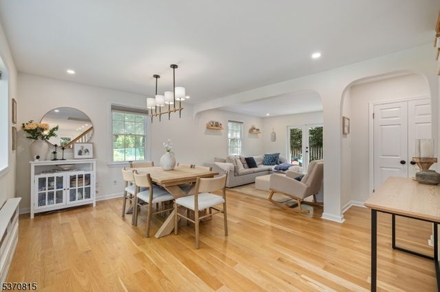 11 Dean Ct, Rutherford Boro, NJ 07070