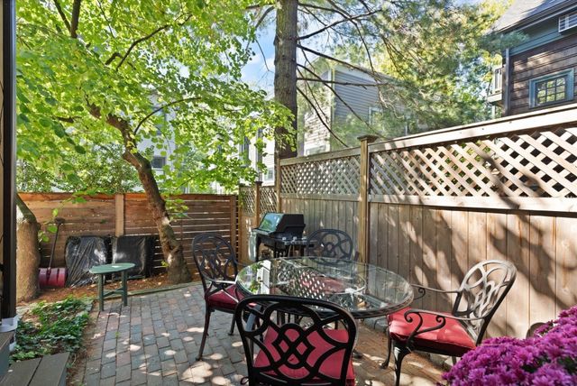 35 Winslow St 35, Cambridge, MA 02138