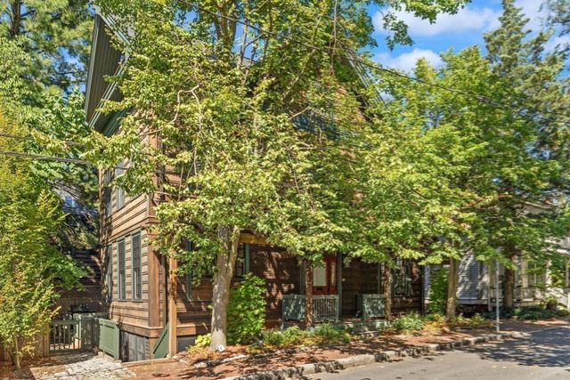 35 Winslow St 35, Cambridge, MA 02138