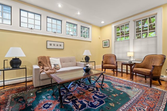 35 Winslow St 35, Cambridge, MA 02138