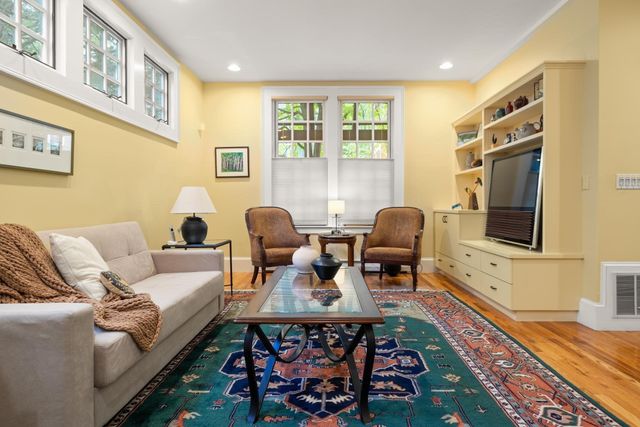 35 Winslow St 35, Cambridge, MA 02138
