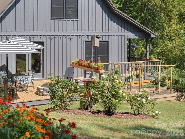 641 Scruggs Circle, Canton, NC 28716