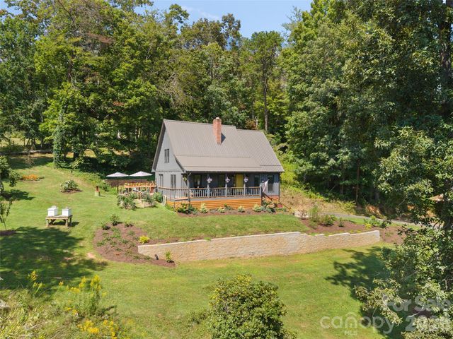 641 Scruggs Circle, Canton, NC 28716