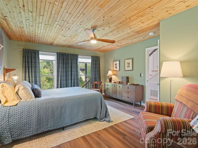 641 Scruggs Circle, Canton, NC 28716