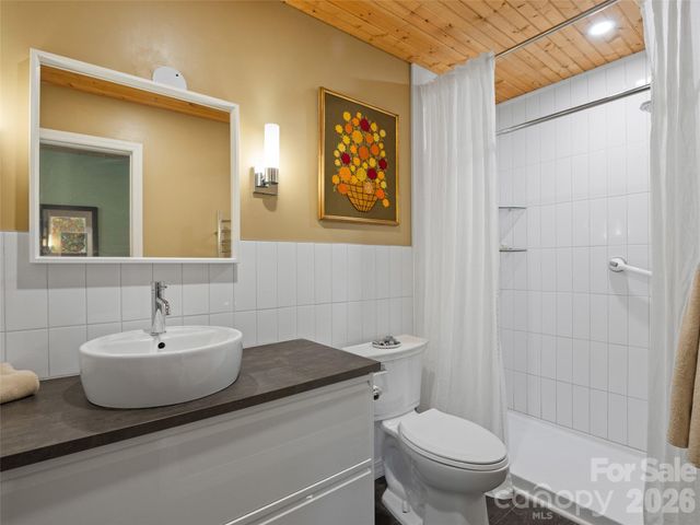 641 Scruggs Circle, Canton, NC 28716