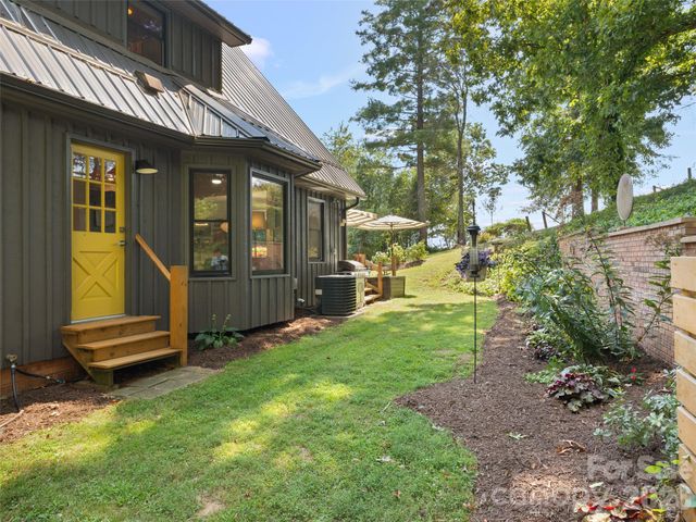 641 Scruggs Circle, Canton, NC 28716