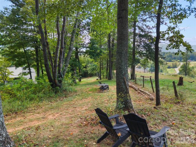 641 Scruggs Circle, Canton, NC 28716
