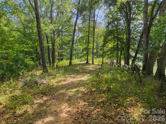 641 Scruggs Circle, Canton, NC 28716