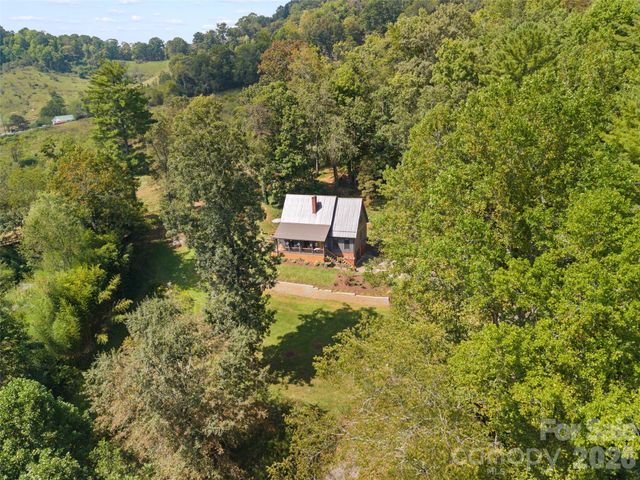 641 Scruggs Circle, Canton, NC 28716