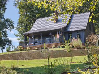 641 Scruggs Circle, Canton, NC 28716
