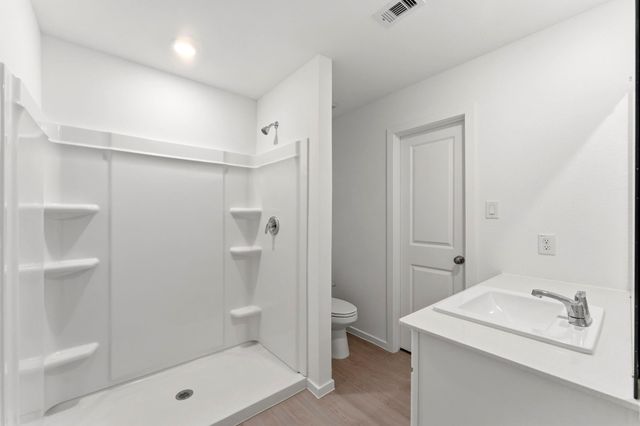 18784 Loom Drive, Conroe, TX 77306