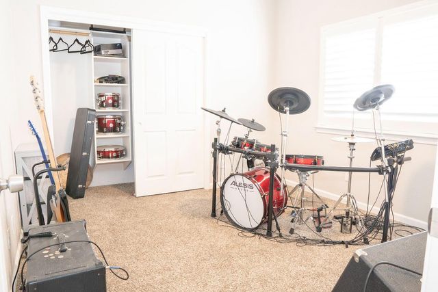 4976 W Birch Avenue, Fresno, CA 93722