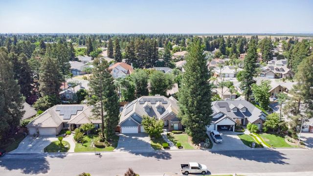 4976 W Birch Avenue, Fresno, CA 93722
