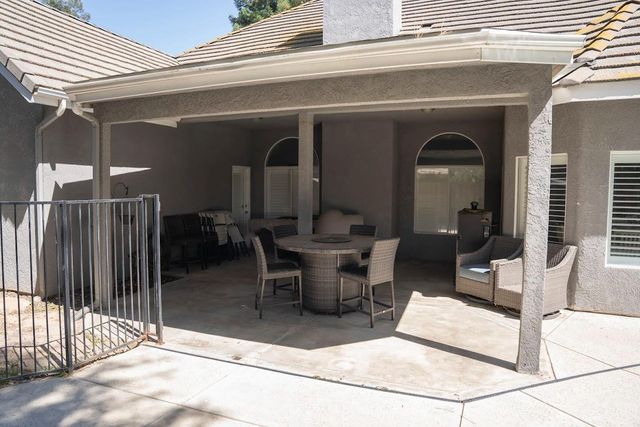 4976 W Birch Avenue, Fresno, CA 93722