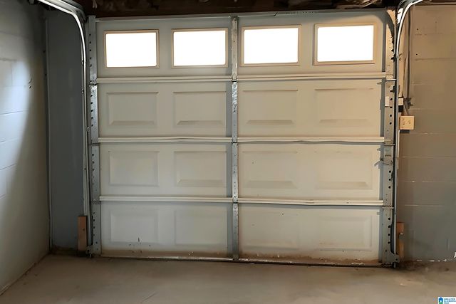 1213 OAKWOOD STREET, Birmingham, AL 35215