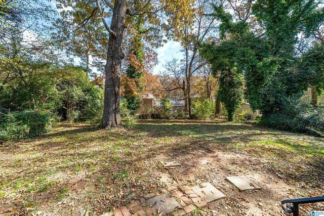 1213 OAKWOOD STREET, Birmingham, AL 35215