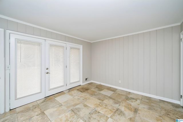 1213 OAKWOOD STREET, Birmingham, AL 35215