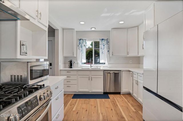 926 Talbert Avenue, Simi Valley, CA 93065