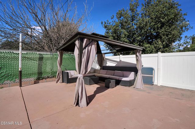 926 Talbert Avenue, Simi Valley, CA 93065