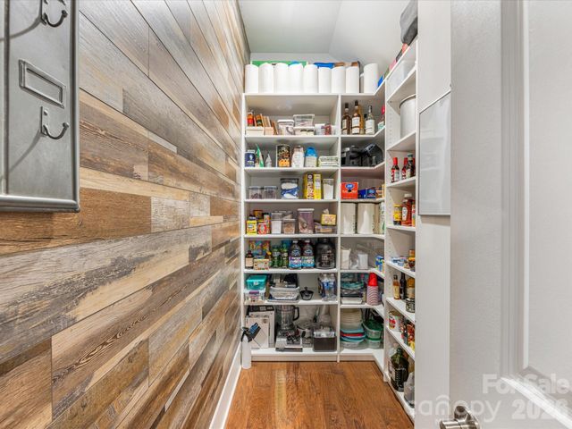 5030 Waldron Meadow Drive, Charlotte, NC 28226