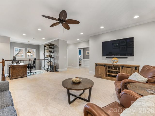 5030 Waldron Meadow Drive, Charlotte, NC 28226