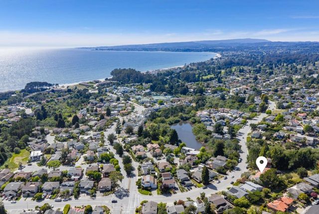 1931 Dolphin Drive, Aptos, CA 95003