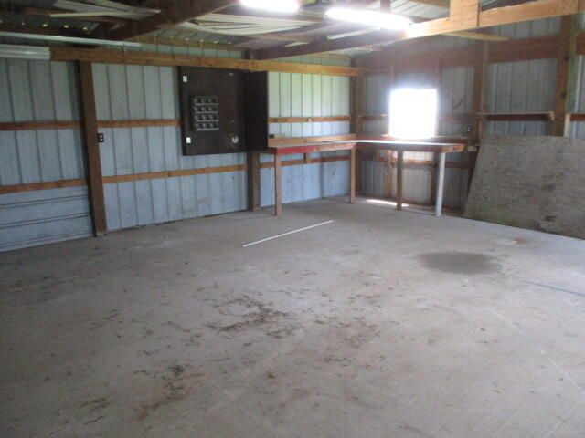 17750 N RTE. Z, Centralia, MO 65240