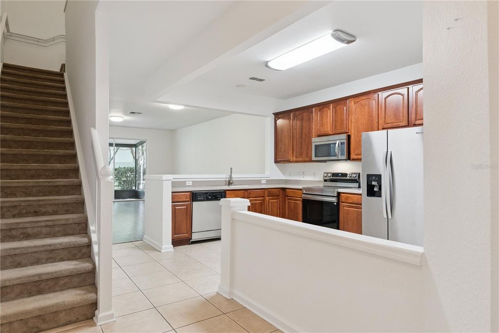 Image 22 of property listing at 6887 SPERONE STREET, Orlando, FL 32819