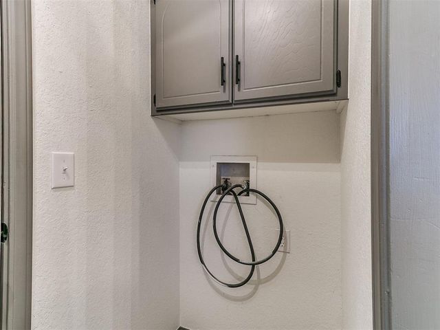 1203 Ridgeway Drive, Yukon, OK 73099