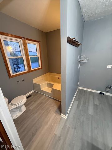 2518 11th Street NW, Canton, OH 44708