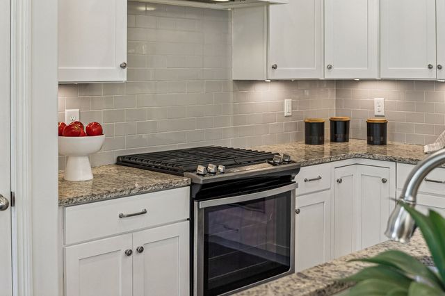 2645 Paddock Park Dr, Thompsons Station, TN 37179