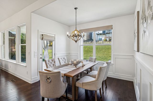 2645 Paddock Park Dr, Thompsons Station, TN 37179