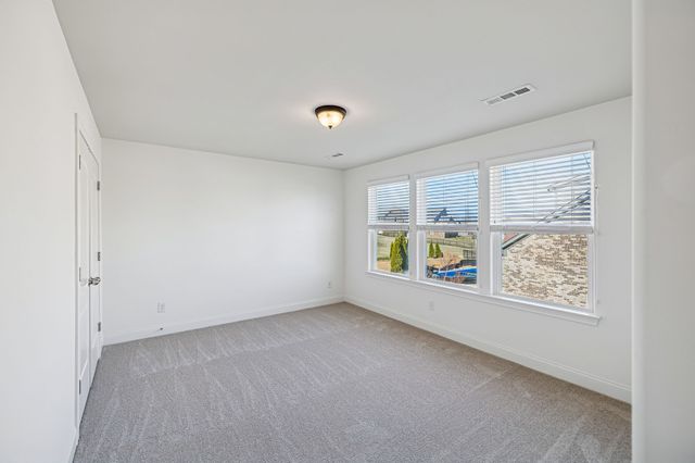 2645 Paddock Park Dr, Thompsons Station, TN 37179