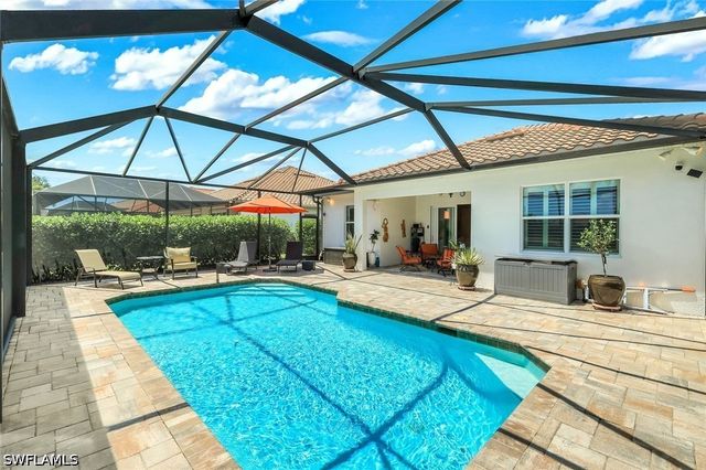 9104 Graphite CIR, Naples, FL 34120
