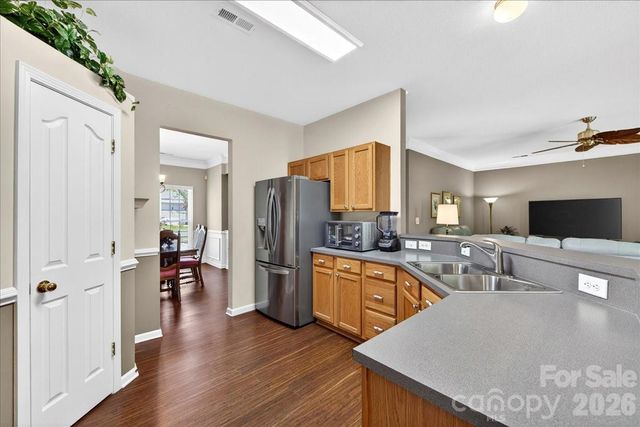 16046 Stuarts Draft Court, Charlotte, NC 28278