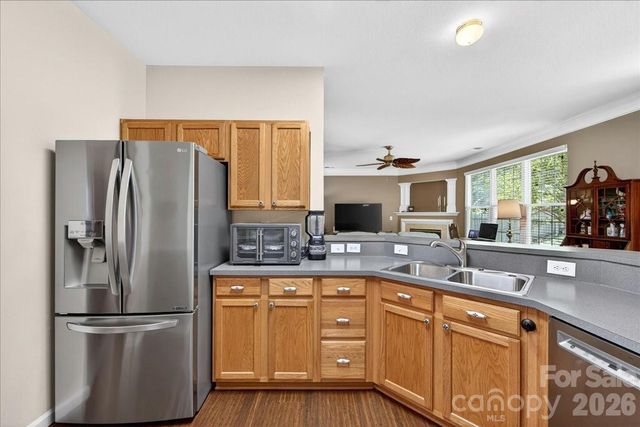 16046 Stuarts Draft Court, Charlotte, NC 28278