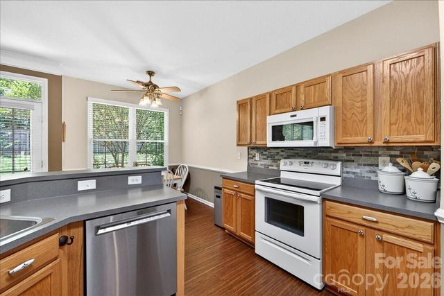16046 Stuarts Draft Court, Charlotte, NC 28278